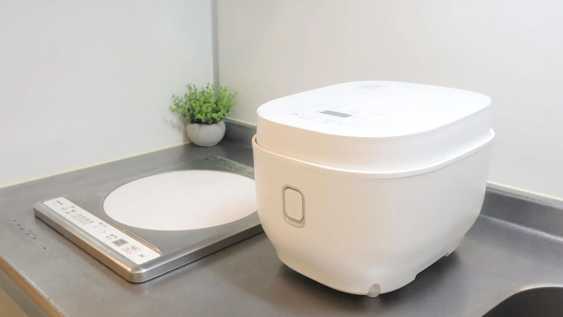 黒門市場徒歩5分 通天閣難波エリア徒歩圏内 トイレと浴室付き まるまる貸切 エレベーター 高層804 Osaka Apartment