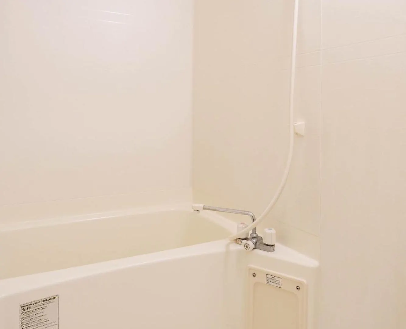 Apartment 黒門市場徒歩5分 通天閣難波エリア徒歩圏内 トイレと浴室付き まるまる貸切 エレベーター 高層804 Osaka